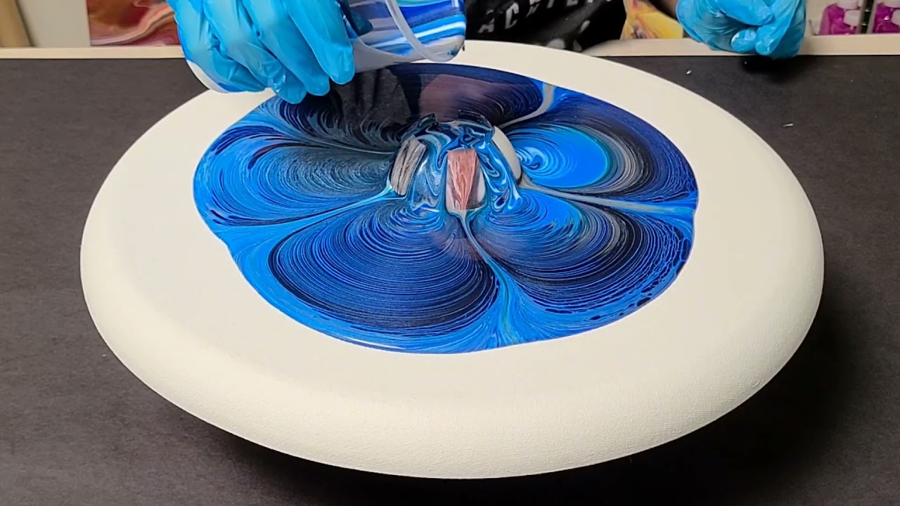 NEW SPINNER! This thing is fast! And a crazy awesome bottle bottom pour