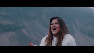 Смотреть клип Saara Aalto - Dance Like Nobody'S Watching