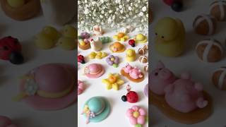 Cute little hand molded marzipan treats | Easter Marzipan | Recipe in comments #easter