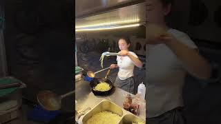 Chinese food delivery - The happy delivery drivers 2026/08/18 22:09:37.