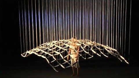 Chunky Move (White Bird 2011/12)