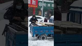 The first snowfall in China chinasnowfall китаймишаньmishan