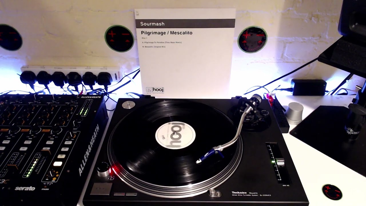 YouTube에서 Sourmash - Pilgrimage To Paradise (Timo Maas Remix) 보기