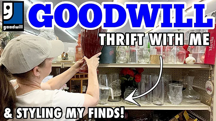 2025 Thrifting for Christmas Decor at Goodwill • THRIFT STORE SHOPPING  AND HAUL