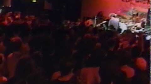 Rage Against The Machine - Killing In The Name (30 sec video)