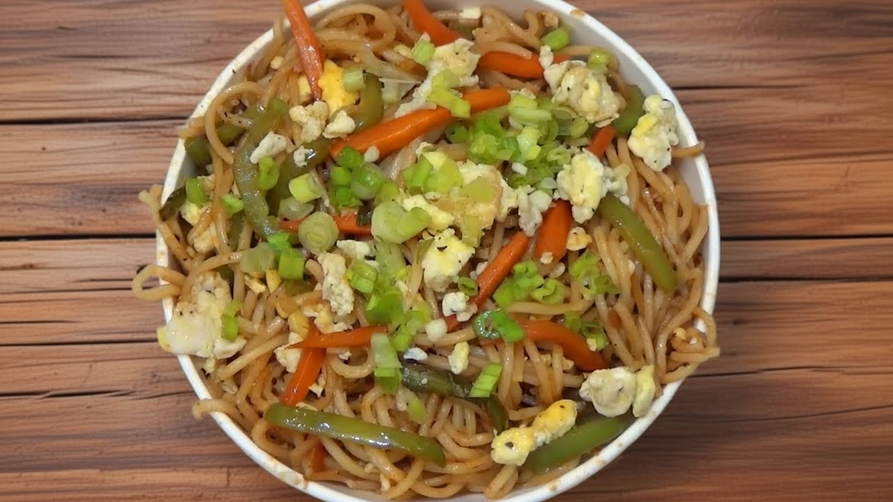 Street Food Taste Without Leaving Home 😍 | Lazy Night? Make This Anda Noodles in 10 Minutes ⚡