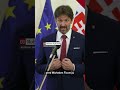 Premiér Fico bráni desaťtisíce, ktoré vyplatila Agentúra Smer jeho synovi Michalovi