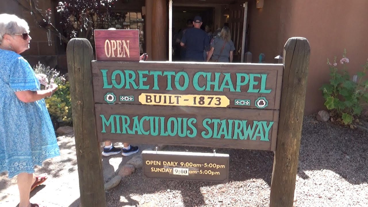 Часовня Лоретто и её «чудесная лестница» — Санта-Фе, Нью-Мексико.