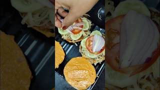 ?Veg burger #shortsfeed #youtubeshorts #burger #vegburgerrecipe#foodshorts #fastfood #recipe #viral