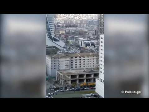 აფეთქება იზმირში - დაშავებულია 10 ადამიანი, ლიკვიდირებულია 2 თავდამსხმელი