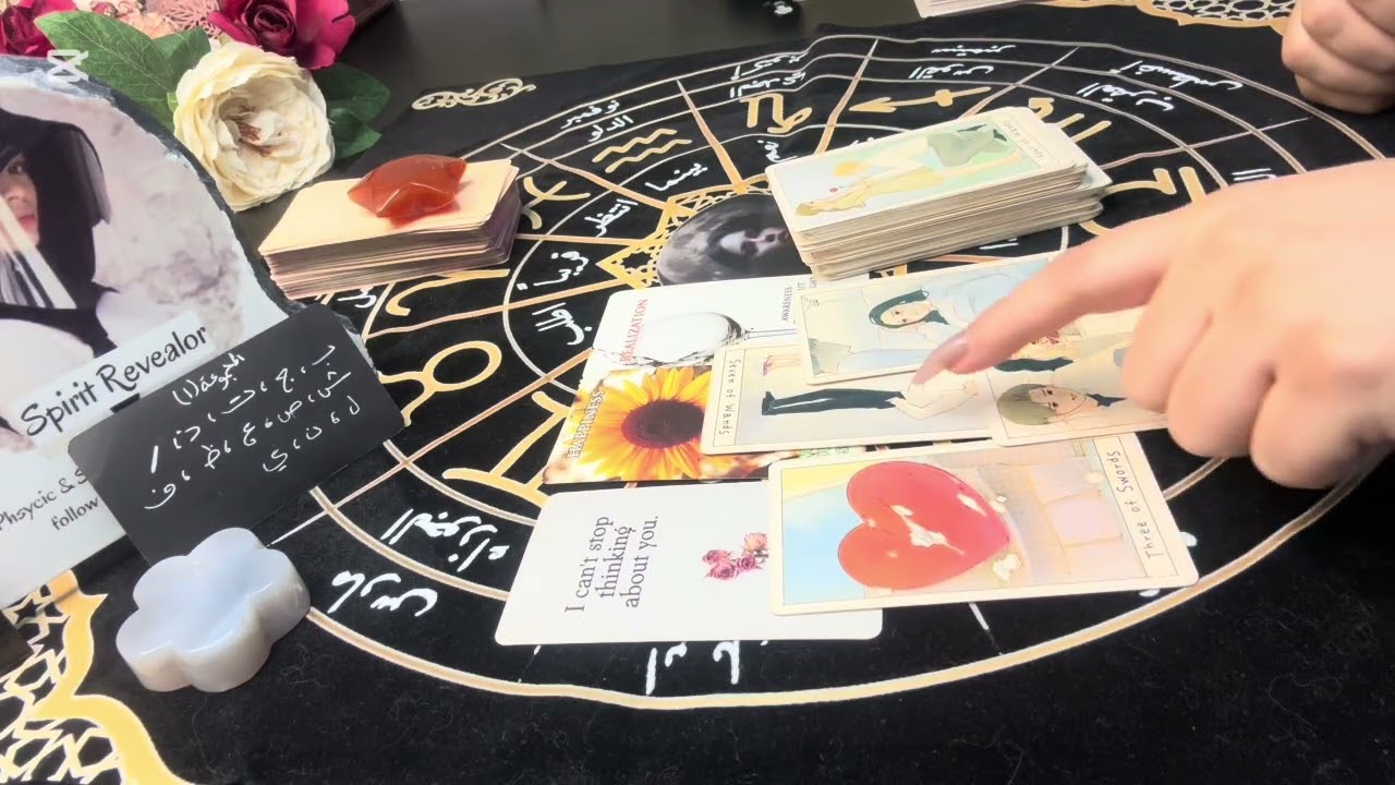 شخص يحبك بجنون لكن تردده قاتل🔥يراقبك بصمت🔥لكن إلى متى؟سيفاجئك بقرار حاسم قريباً😧كيف تدفعه ليتحرك