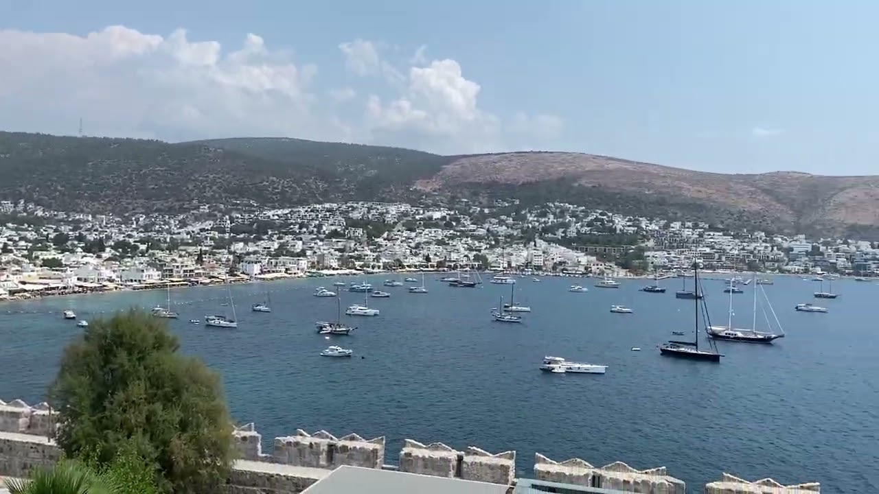 Bodrum's Coastal Splendor: A Castle View to Remember