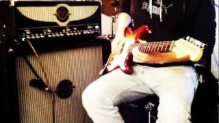 The valve 3100 (Demo with some backing tracks)