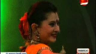 Ebar Pujoy Chai amar benaroshee saree performed by Labonno & Nipu