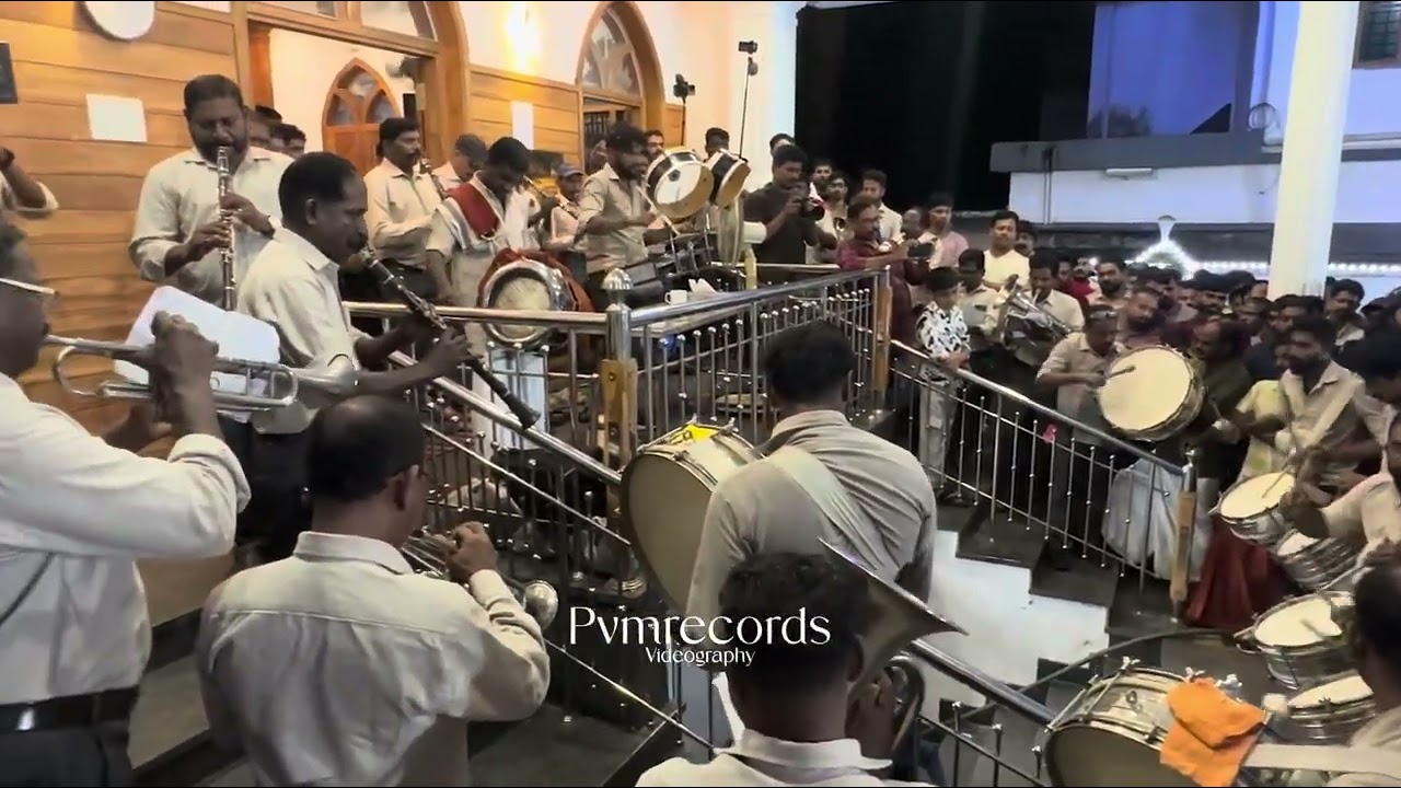 മിഖയേൽ കമ്മിറ്റിയോടൊപ്പം       ❤️പാപ്പനും കൂട്ടരും ♥️