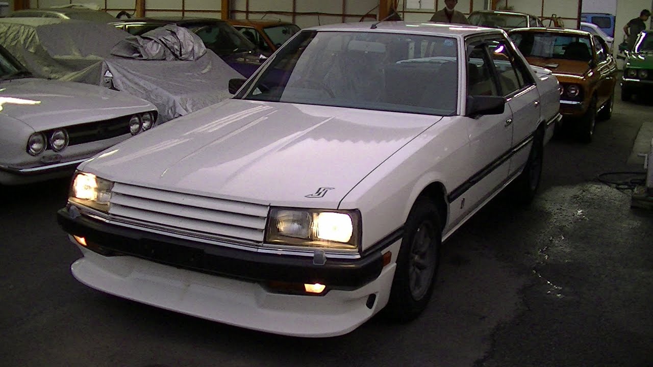 昭和57年(1982) ニッサン スカイライン 2000RS DR30 4ドア エンジン