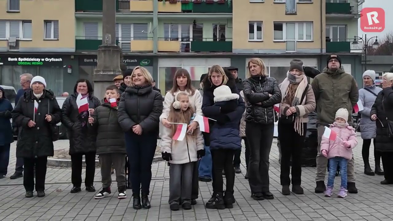 RESKO 2025: Zobacz Wzruszające Obchody 11 Listopada! Hymn, Występy Dzieci i Biało-Czerwone Race 🇵🇱