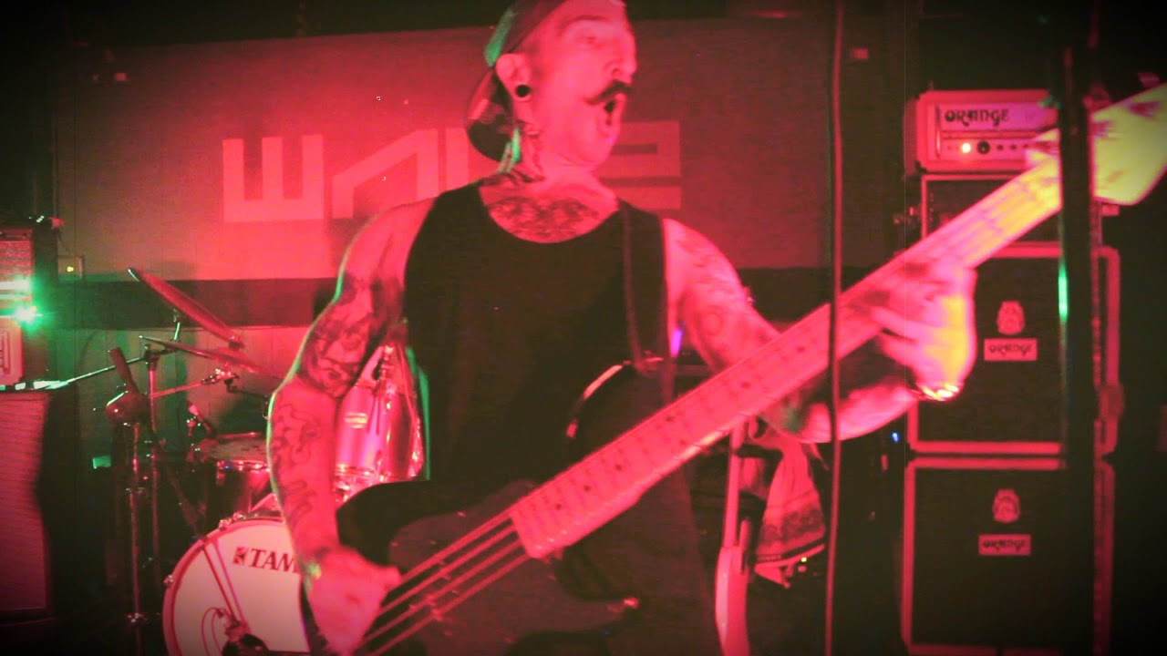 N E K E R "Loud And Proud" live @Wave (IT) 4/08/17