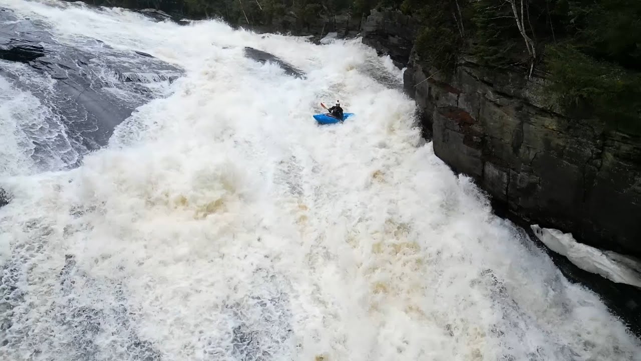 REEL WORLD Vol.10 - Entry #20 Frédérick Gohier