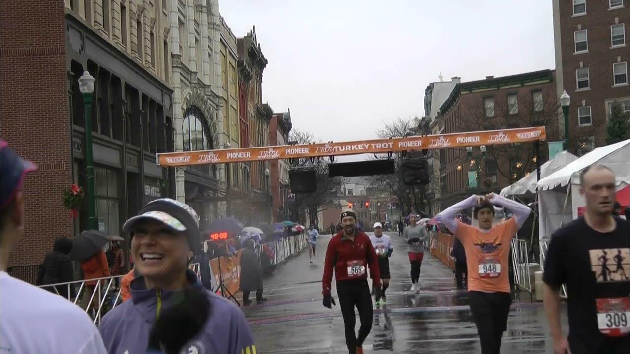 2024 10k Finish Line Video Troy Turkey Trot YouTube
