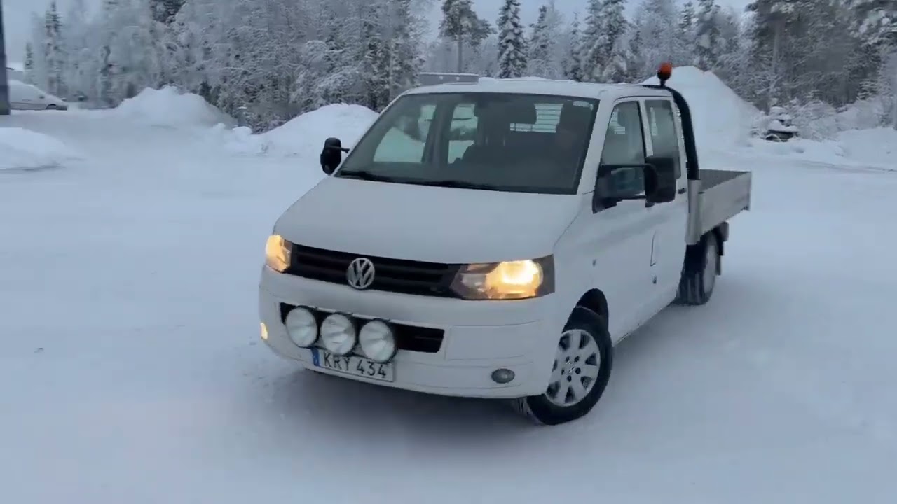 Köp Pickup Volkswagen Transporter 2.0 TDI 4-motion på Klaravik
