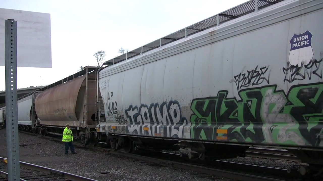 HiDef  U.P. Switch Job At Pendleton Flour Mills, Pendleton, OR.  4-28-11  