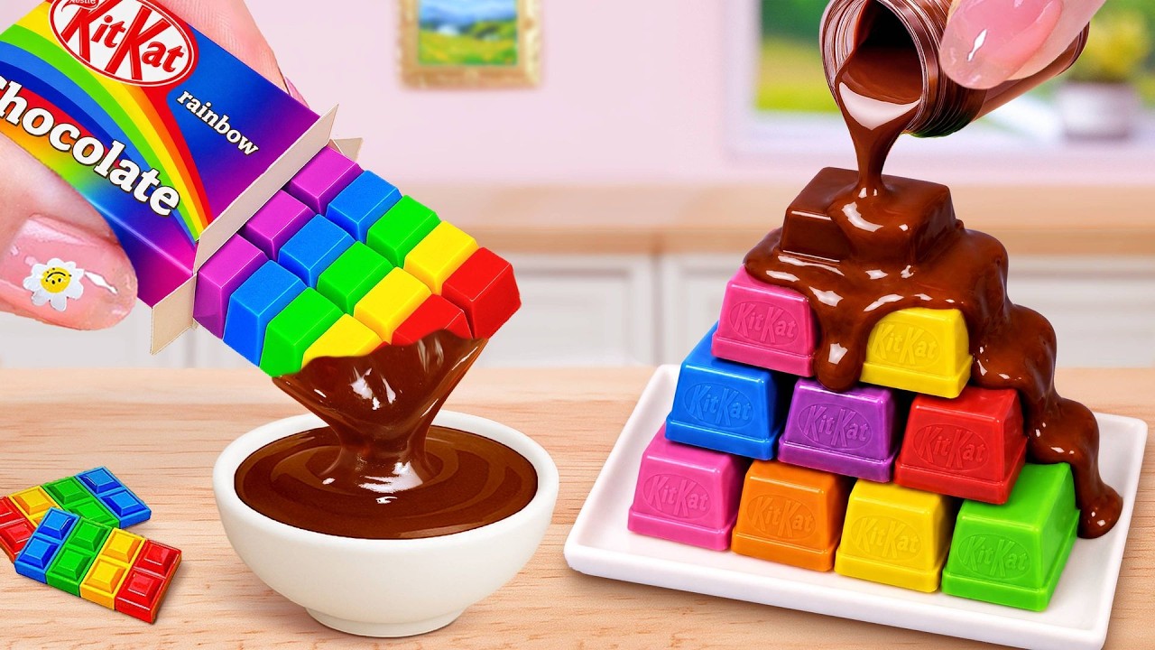 🍫 Delicious KITKAT Chocolate Cake 🌈 Best Miniature Rainbow Dessert | Mina Sweet Baking