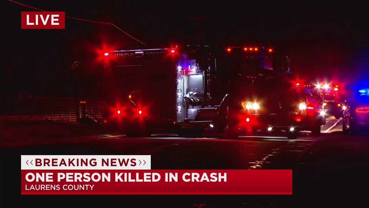 One dead in crash in Laurens County - YouTube
