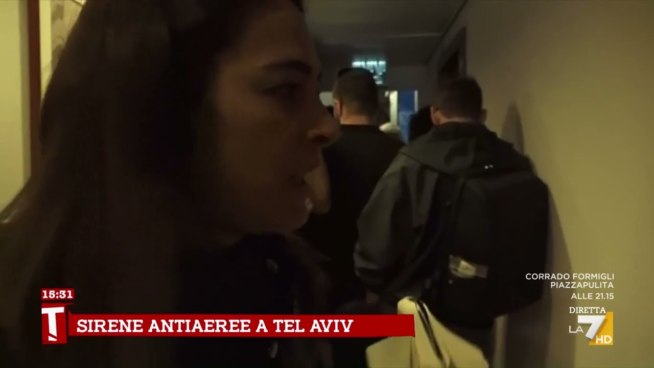 Gerusalemme, allarme in diretta: l'inviata entra nel rifugio