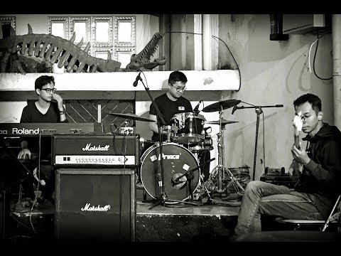 Jam session @Pillipe Pasar Gede