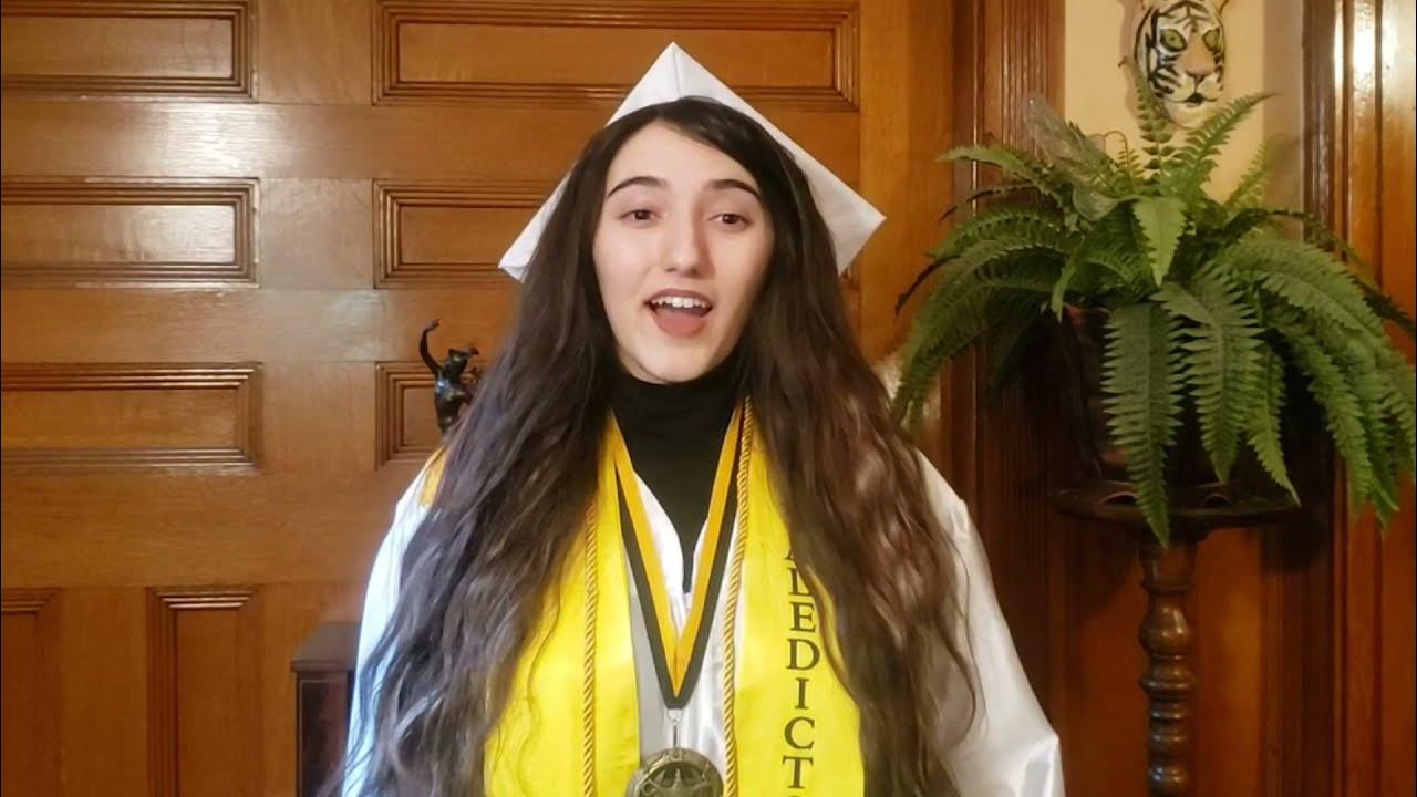 Pearson Online Academy's Class of 2021 Valedictorian Delivers Unique