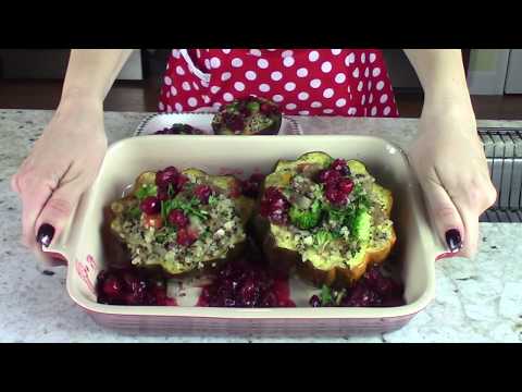 Vegan Quinoa Stuffed Acorn Squash