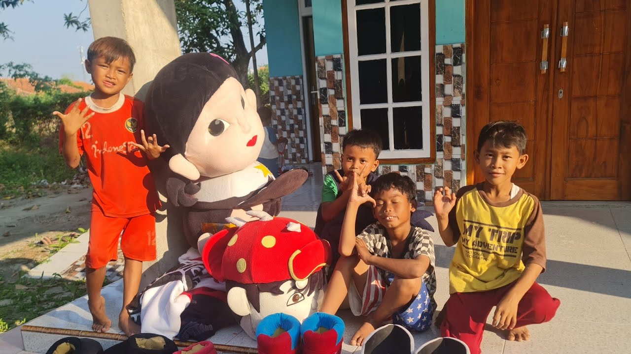BADUT BOBOIBOY🤡NEMU KOSTUM BADUT YANG TERCECER BOCIL BOCIL LUCU LOMBA PAKAI KOSTUM