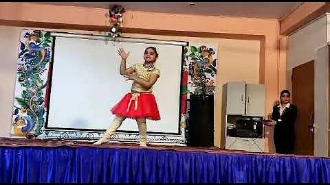 Dance performance for kids | Ek do teen song(old version) | Madhuri Dikshit | Choreography for kids