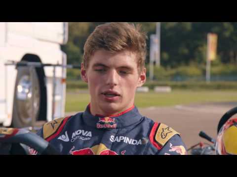 Ask Max Verstappen - Aflevering 1 #AskMax33