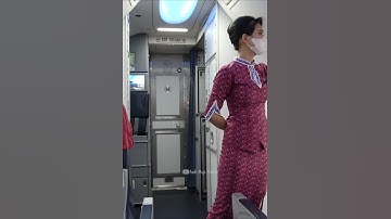 Pramugari Cantik Lion Air, Safety Video Demontration | Boeing 737-800NG