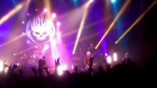 The Offspring - Gotta Get Away (Live in Kiev)