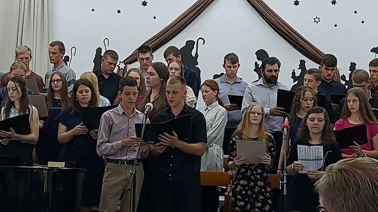 Ein Licht leuchtet auf in der Dunkelheit  - Jugend MG Lolita 