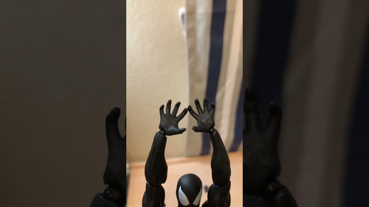 Reviewing mess toys symbiote spider man