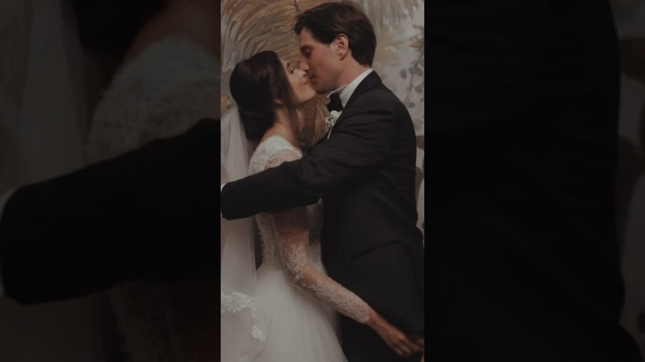 Destination wedding at Villa Boccabianca - Marche - Italy. Wedding photo and video by Krup studio.