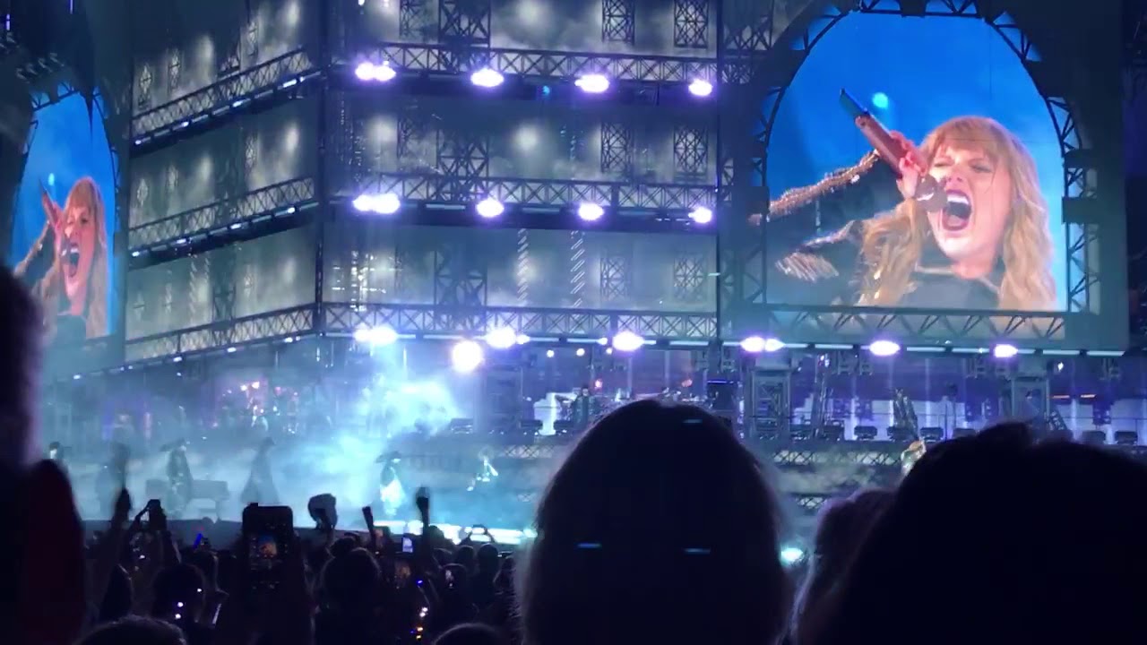 Don t Blame Me Taylor Swift New Orleans 9 22 18 YouTube