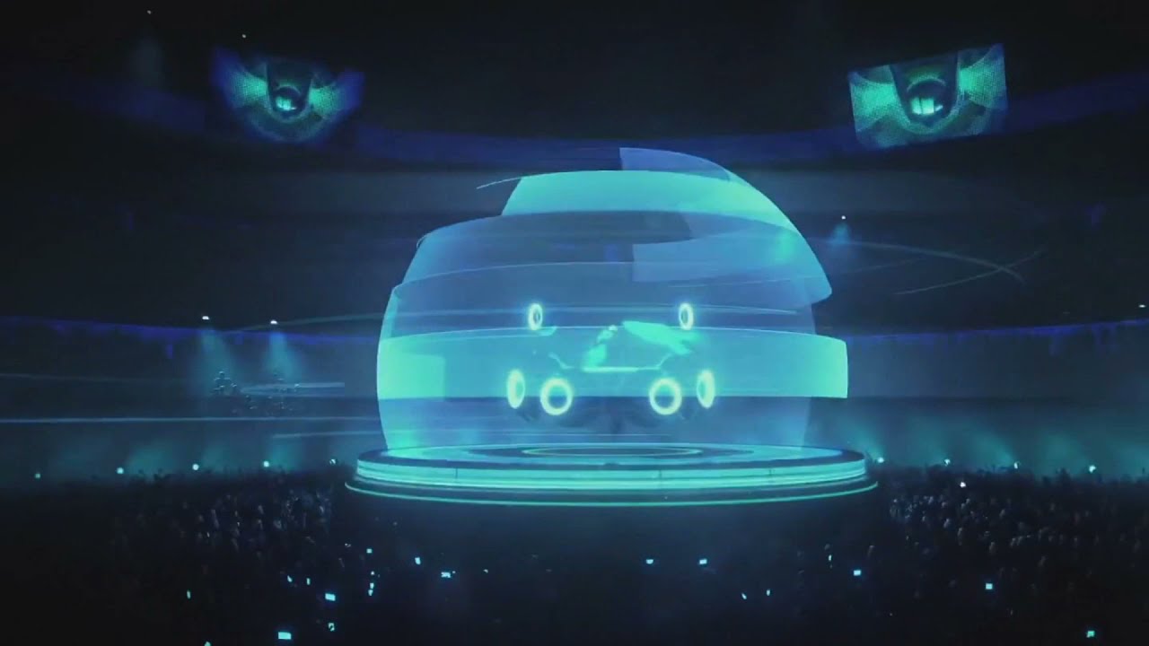 Cochise - TELL EM, but it's live, performed by DJ Sona.