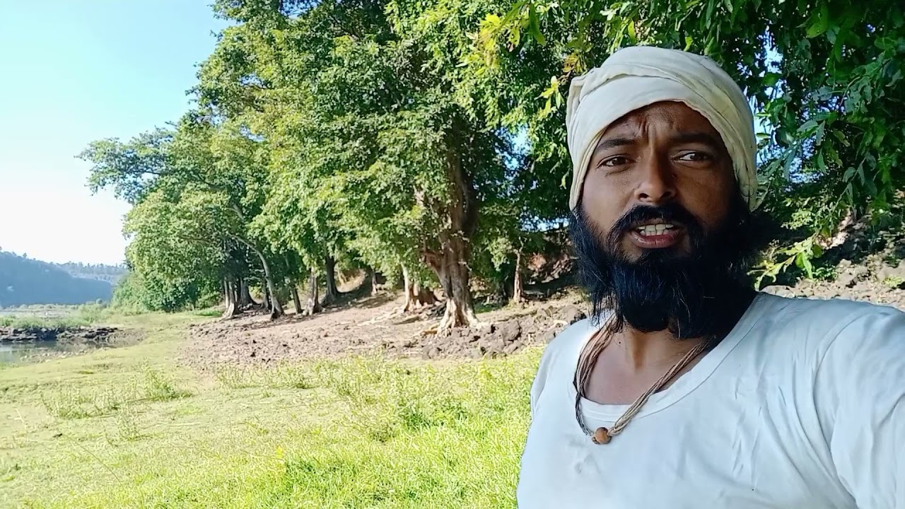 Narmada parikrama Marg (161) // mandala ke jangal , mandir aur ashram (uttar side) part 11 //