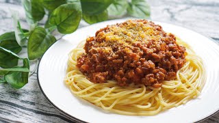 妻と娘にモテたい男が作る昼ごはん【ミートソースパスタ】