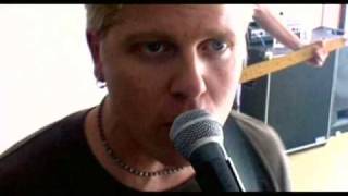 The Offspring - She's Got Issues HQ