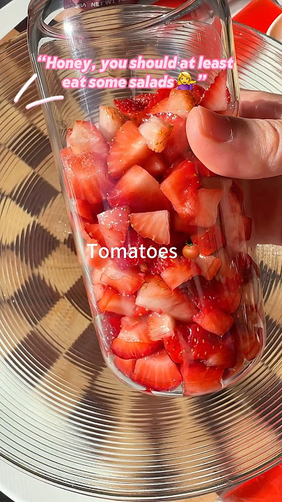 Fruit salad 🥗🌸🌷🍓🥝🥭