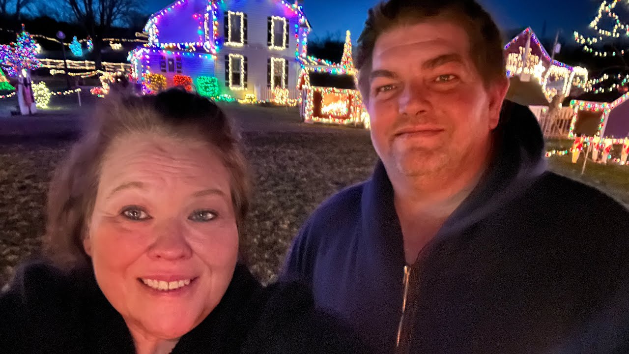 CHRISTMAS LIGHTSDATE NIGHT TRADITION WEAVER FARM CHRISTMAS LIGHTS