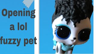 OPENING A LOL FUZZY PET | JAZZY REVIEWS