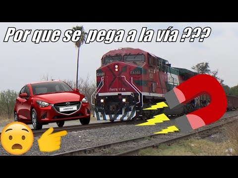 Video: ¿Por qué los trenes se detienen en medio de las vías?