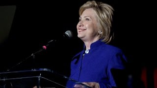 Hillary Clinton Nearly Breaks the Internet With Donald Trump Diss